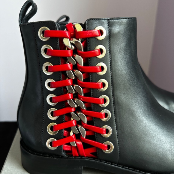Alexander McQueen Braided Chain Leather Ankle Boots - Picture 10 of 14